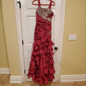 Stunning magenta formal dress